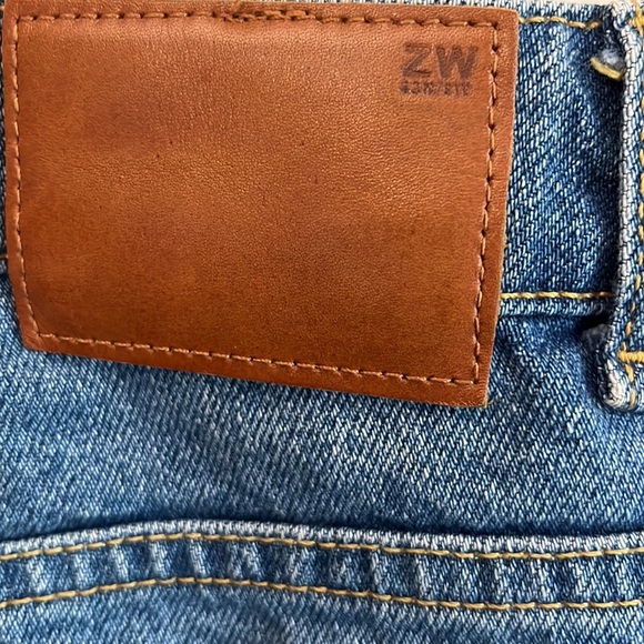 Size 2 Zara jeans shorts - Picture 4 of 7